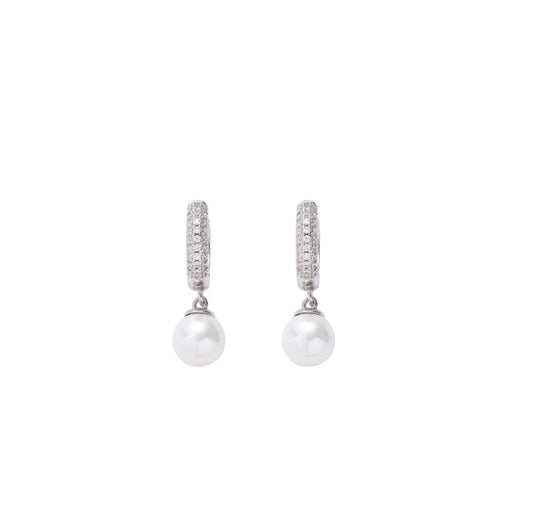 ICY Pearl Earrings